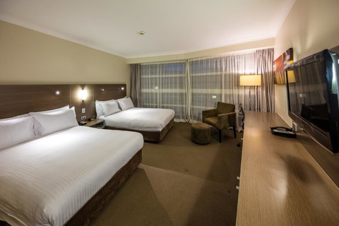 DoubleTree By Hilton Cairns - New Castle Holiday 14