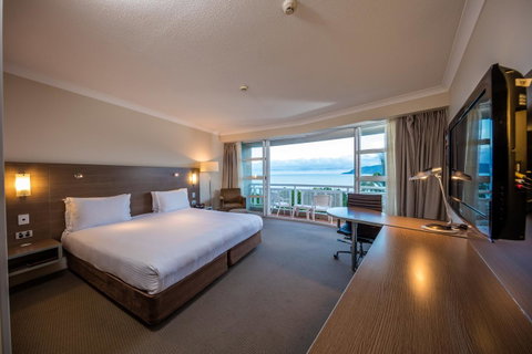 DoubleTree By Hilton Cairns - New Castle Holiday 15