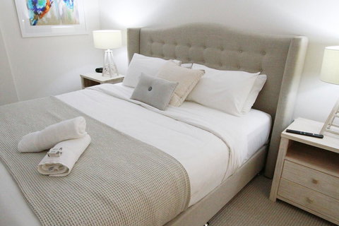 Narrowneck Court Holiday Apartments - New Castle Holiday 31