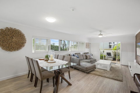Narrowneck Court Holiday Apartments - New Castle Holiday 8