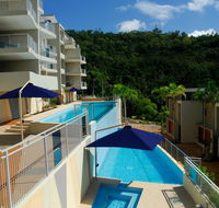 Azure Sea Whitsunday - New Castle Holiday
