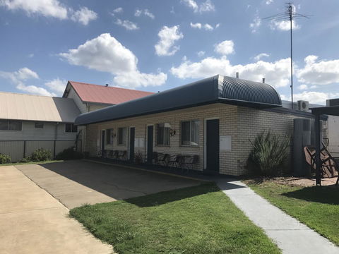Nanango Star Motel - New Castle Holiday 17