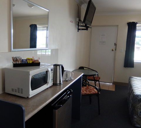 Nanango Star Motel - New Castle Holiday 42