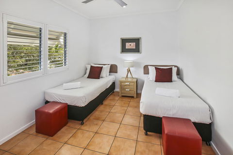 Rimini Holiday Apartments - New Castle Holiday 1