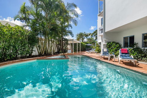 Rimini Holiday Apartments - New Castle Holiday 0