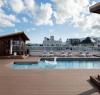 Rydges Plaza Cairns - New Castle Holiday