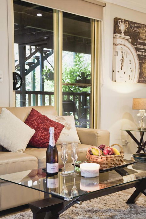 Shasta Place - New Castle Holiday 14