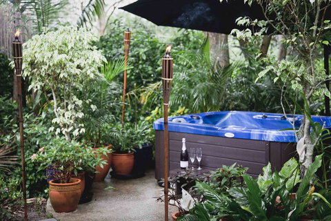 Shasta Place - New Castle Holiday 6