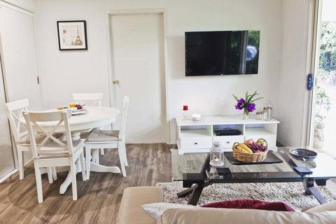 Shasta Place - New Castle Holiday 15