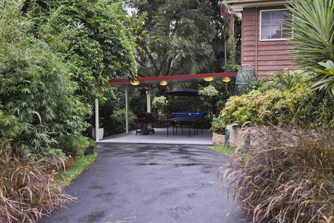 Shasta Place - New Castle Holiday 3