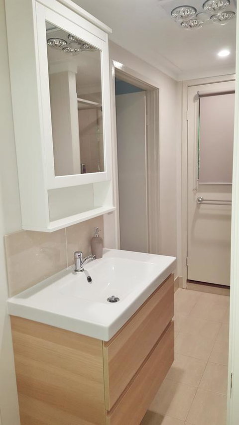 Shasta Place - New Castle Holiday 16