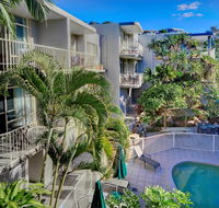 Surf Dance Apartments - New Castle Holiday