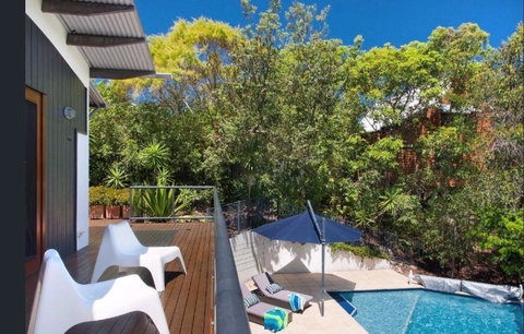 Villa 1 - 3 Parkedge Road - New Castle Holiday 24