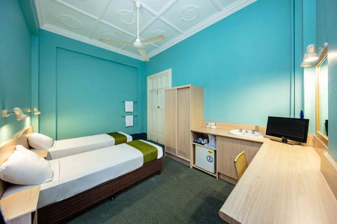 Hides Hotel - New Castle Holiday 17