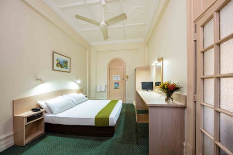 Hides Hotel - New Castle Holiday 15