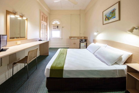 Hides Hotel - New Castle Holiday 16