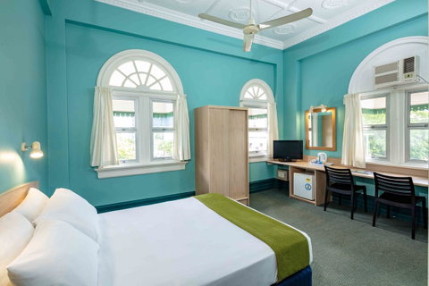 Hides Hotel - New Castle Holiday 20