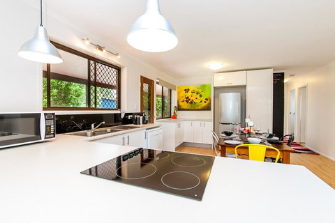 Arthouse - New Castle Holiday 2