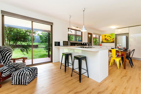 Arthouse - New Castle Holiday 1