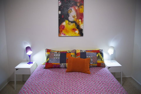 Arthouse - New Castle Holiday 9