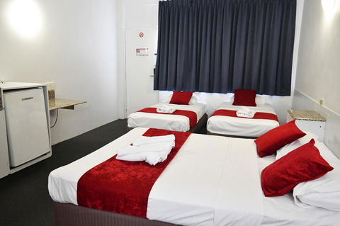 Kangaroo Point Central Hotel & Apartments - New Castle Holiday 2