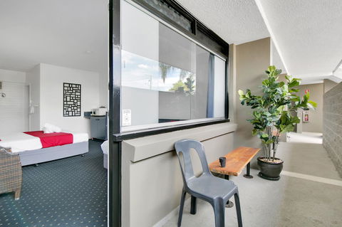 Kangaroo Point Central Hotel & Apartments - New Castle Holiday 14