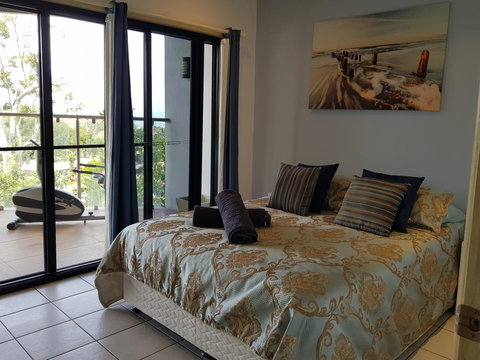 Paddons - New Castle Holiday 7