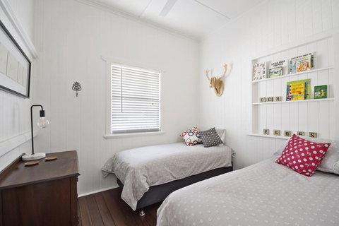 The Lighthouse - New Castle Holiday 5