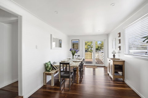 The Lighthouse - New Castle Holiday 8