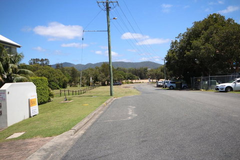 Waters Edge - New Castle Holiday 1