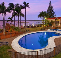 Waters Edge Port Macquarie - New Castle Holiday