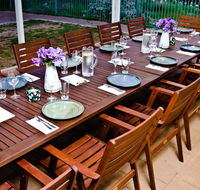 Watervale Hotel Guesthouse - New Castle Holiday