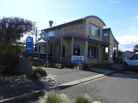 Waves Luxury Suites - New Castle Holiday 2