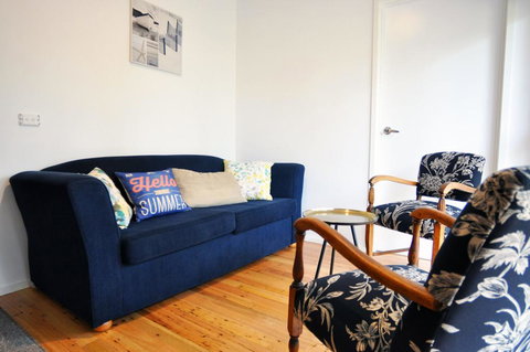 WAVES ON FLORIDA - SURF SIDE - New Castle Holiday 1