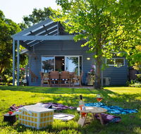 Wayward Cottage - New Castle Holiday