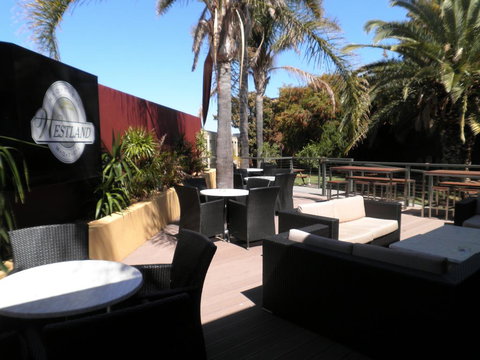 Westland Hotel Motel - New Castle Holiday 2