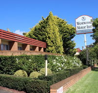 Westwood Motor Inn - New Castle Holiday