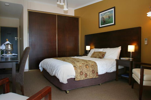 Whale Inn & Restaurant - New Castle Holiday 2