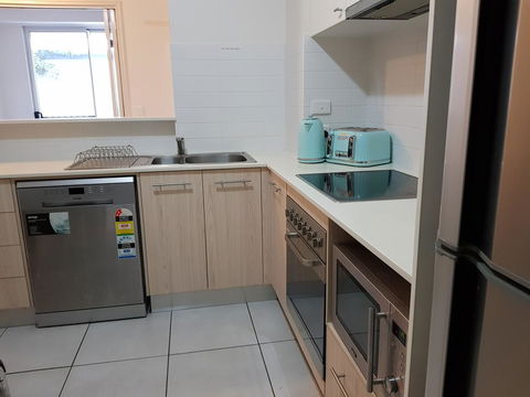 Whalecove Apartments - New Castle Holiday 2