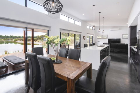 Wharfedale - New Castle Holiday 1