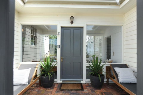 White Shell Cottage - New Castle Holiday 1