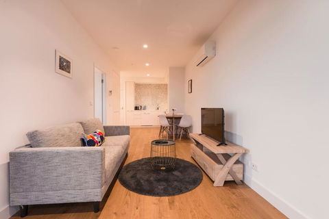 Whitehorse Tower Deluxe 1 Bedroom With View - New Castle Holiday 2