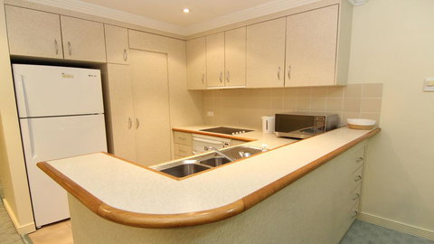 Whitesands G2 - Main Beach Location - New Castle Holiday 1