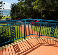 Whitesands Unit 103 38 North Street - New Castle Holiday