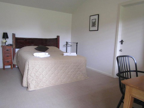 Willalooka Tavern - New Castle Holiday 2