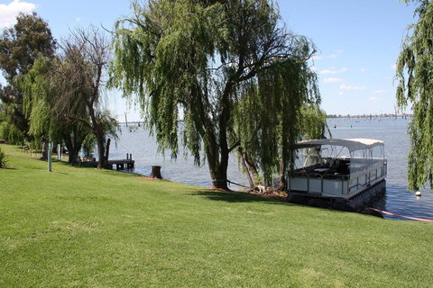 Willow Island - Waterfront - New Castle Holiday 0