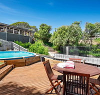 Willowdene with pool spa tennis court and fireplace - New Castle Holiday