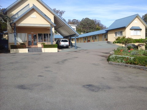 Willows Motel - New Castle Holiday 2