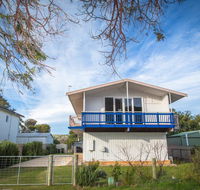 Wilto by the Beach - 4 1 Wilto Street - New Castle Holiday