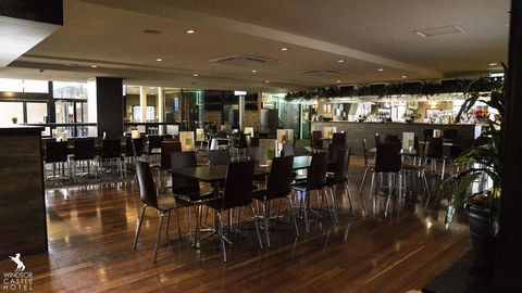 Windsor Castle Hotel - New Castle Holiday 0